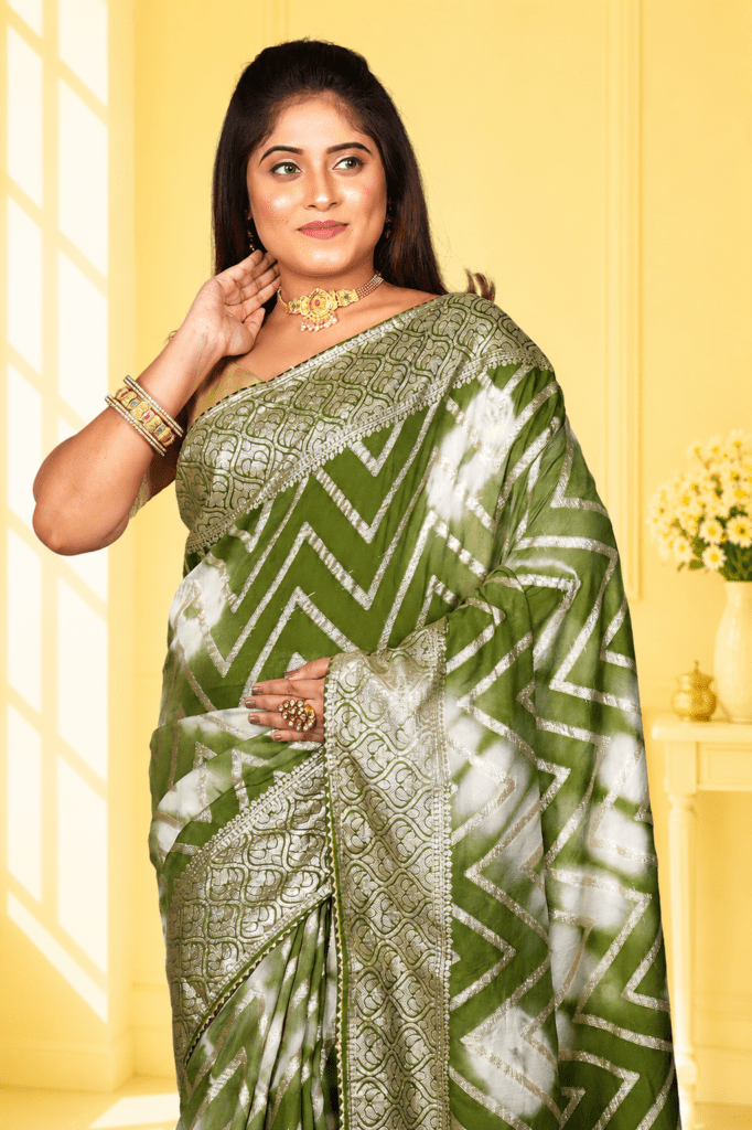 Chevron / Leheriya Printed Saree with Woven Zari Border