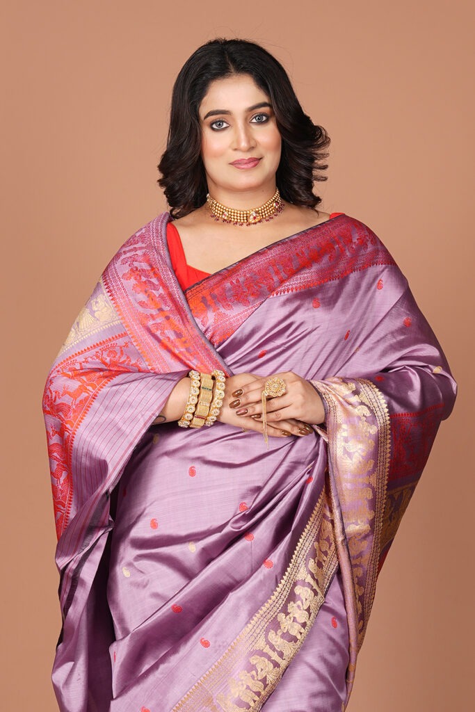 Traditional Woven Silk Saree (Kanjeevaram / Banarasi Style)