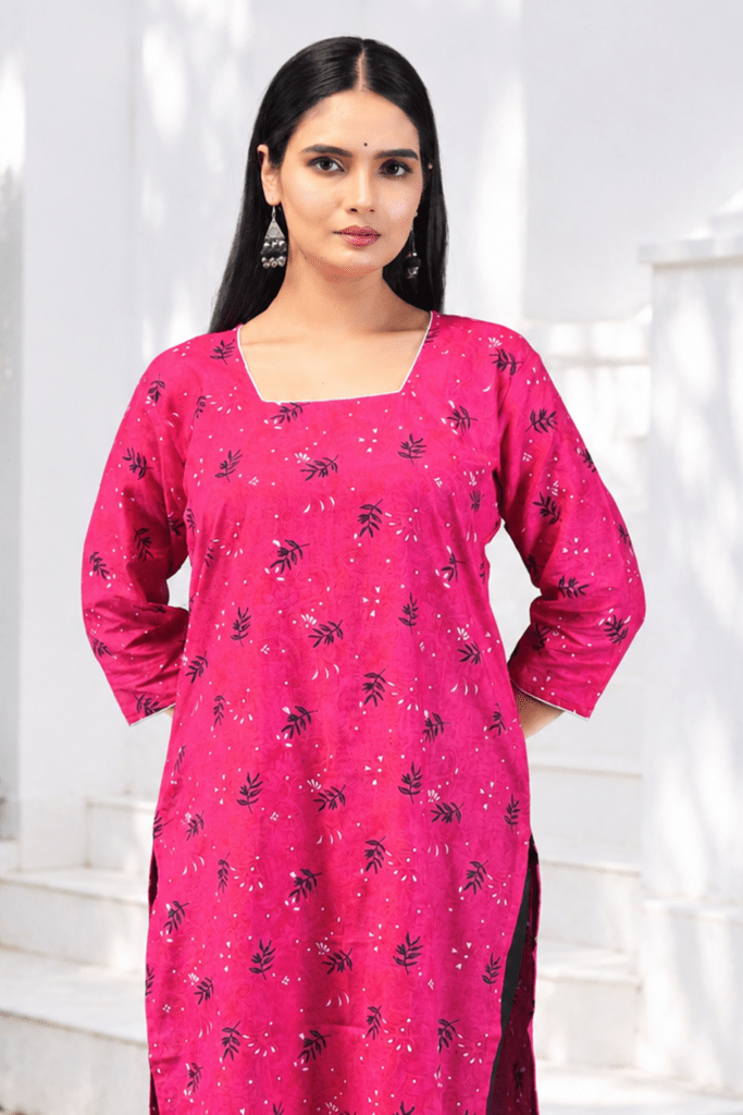 Women's Magenta Printed Cotton Straight Kurti